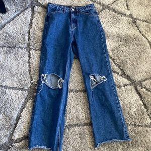 High wasted baggy jeans